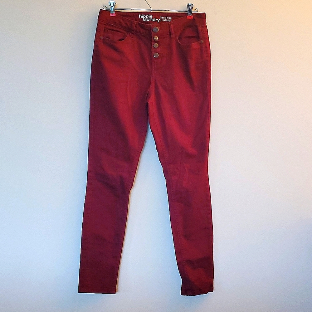 Woman's Red Hippie Laundry Mid-Rise Skinny Pants. Size 29